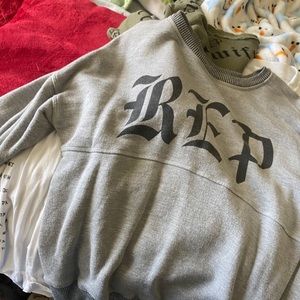 Reversible REP sweatshirt